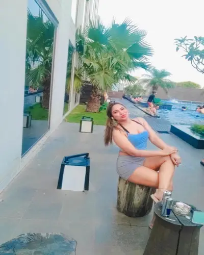 Escort Vanur